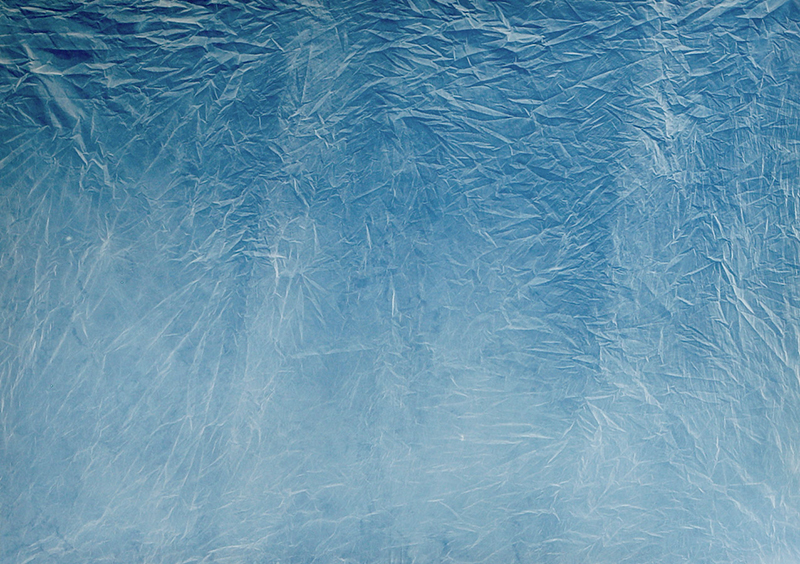 Marie Clerel, Lille, 10/09 10h30., 2016 épreuve unique - 200 x 130 cm, cyanotype sur coton,  Copyright Marie Clerel / Galerie Binôme